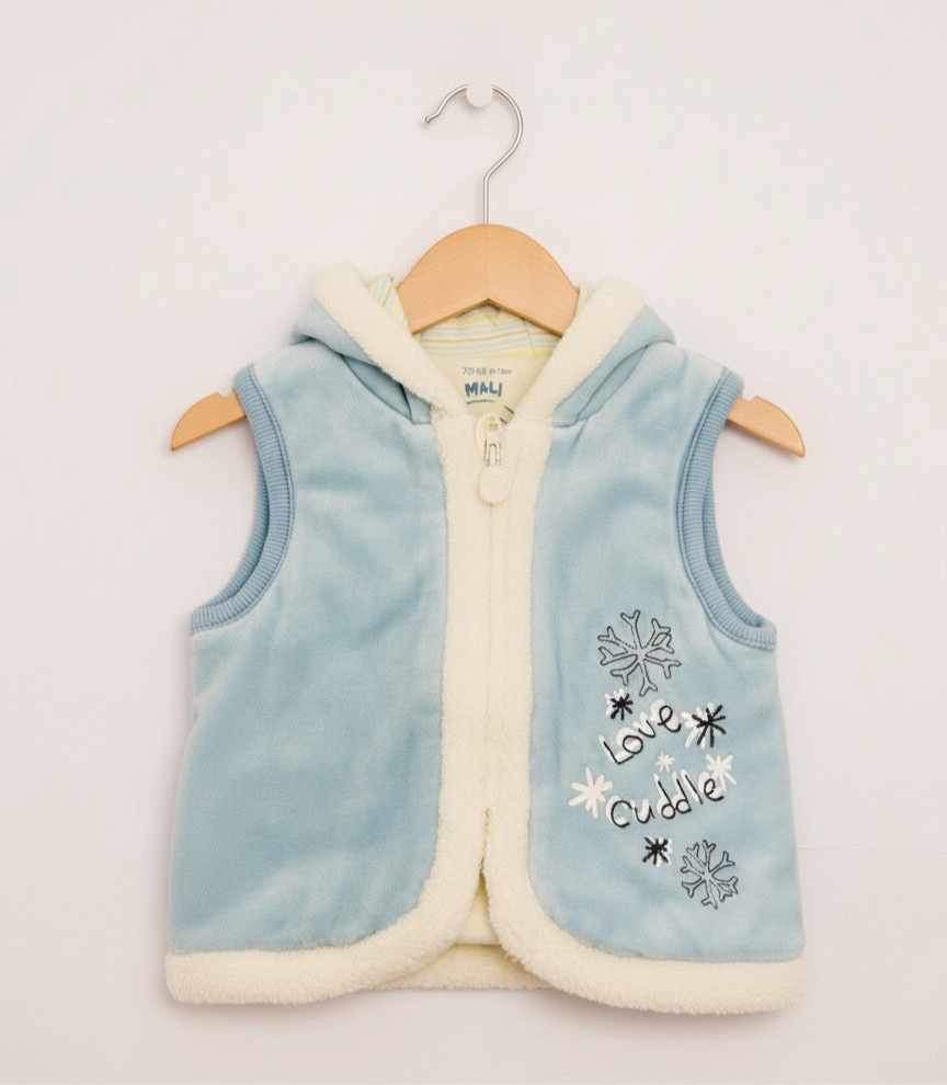 "Winter Wonderland"Hooded Vest